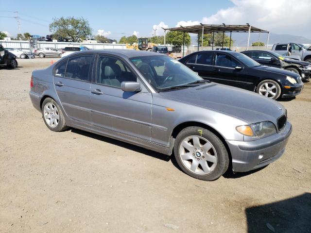 WBAAZ33495KW77423 - 2005 BMW 325 IS SULEV SILVER photo 4