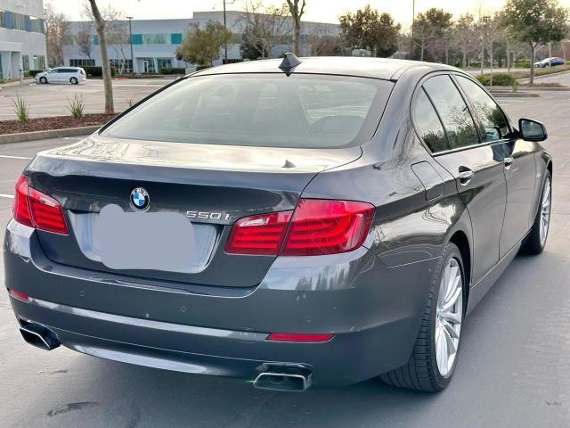 WBAFR9C53BC271127 - 2011 BMW 550 I CHARCOAL photo 4