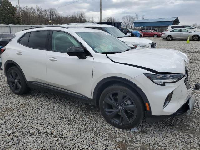 LRBFZPR40PD194724 - 2023 BUICK ENVISION ESSENCE Սպիտակ լուսանկար 4