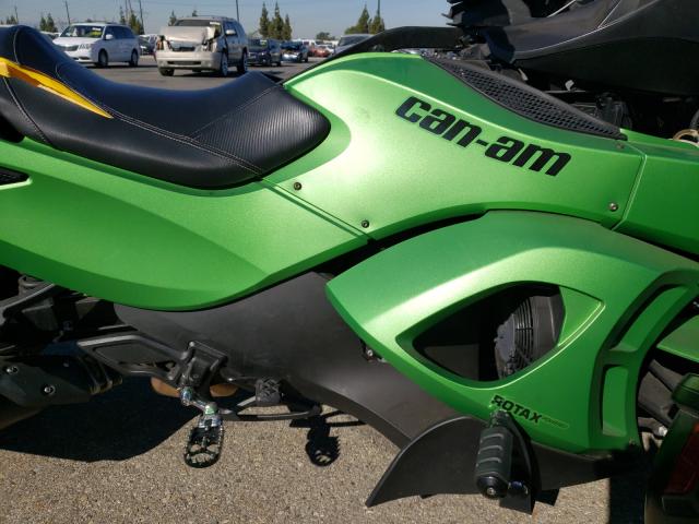 2BXNABC10DV000358 - 2013 CAN-AM SPYDER ROA RS GREEN photo 6