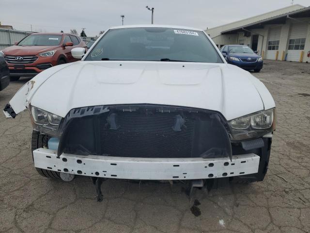 2C3CDXBG9EH145095 - 2014 DODGE CHARGER SE WHITE photo 5