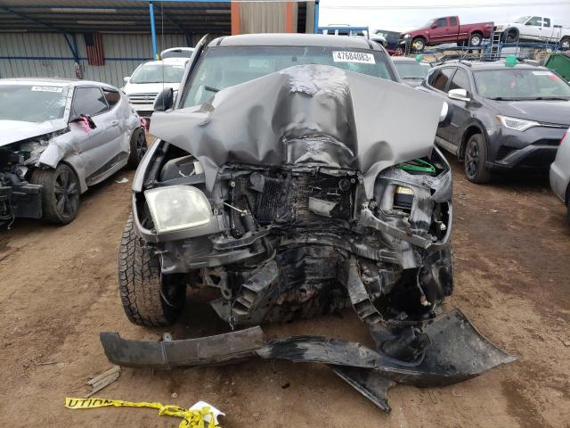 5TBBT44124S444700 - 2004 TOYOTA TUNDRA ACCESS CAB SR5 GRAY photo 5