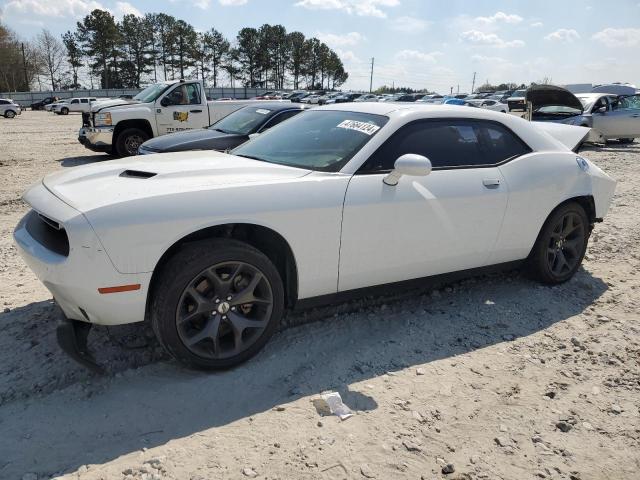 2C3CDZAG9JH258293 - 2018 DODGE CHALLENGER SXT WHITE photo 1