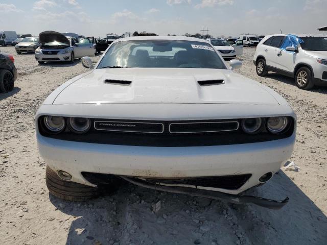 2C3CDZAG9JH258293 - 2018 DODGE CHALLENGER SXT WHITE photo 5