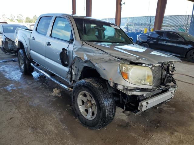 5TFJU4GN8BX008178 - 2011 TOYOTA TACOMA DOUBLE CAB PRERUNNER SILVER photo 4