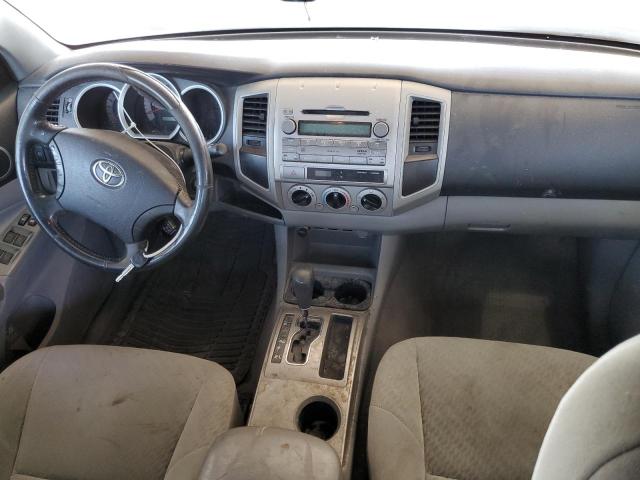 5TFJU4GN8BX008178 - 2011 TOYOTA TACOMA DOUBLE CAB PRERUNNER SILVER photo 8