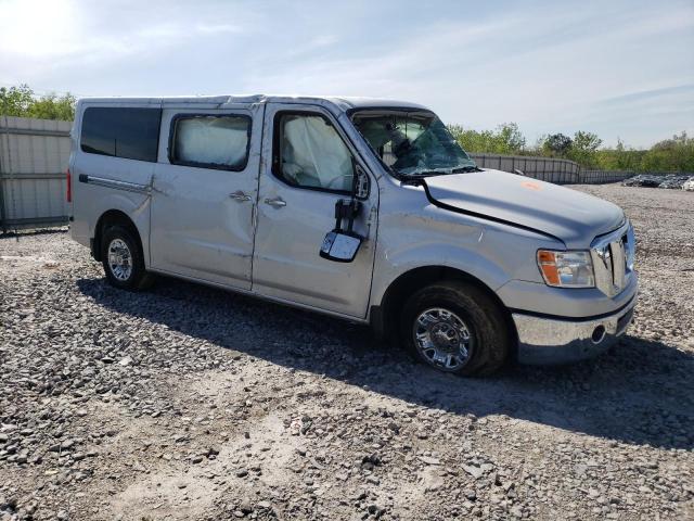 5BZAF0AA0KN850372 - 2019 NISSAN NV 3500 SILVER photo 4