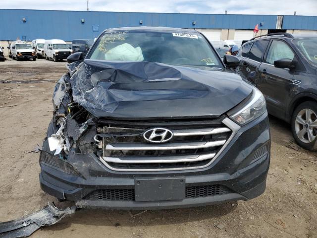 KM8J23A41JU691708 - 2018 HYUNDAI TUCSON SE BLACK photo 5