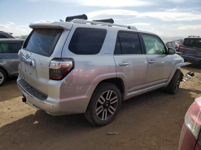 JTEBU5JRXF5265944 - 2015 TOYOTA 4RUNNER SR5 银色 照片 3