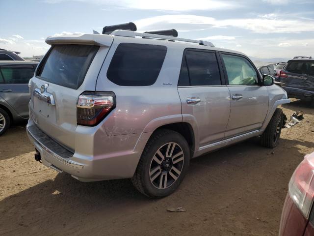 JTEBU5JRXF5265944 - 2015 TOYOTA 4RUNNER SR5 SILVER photo 3