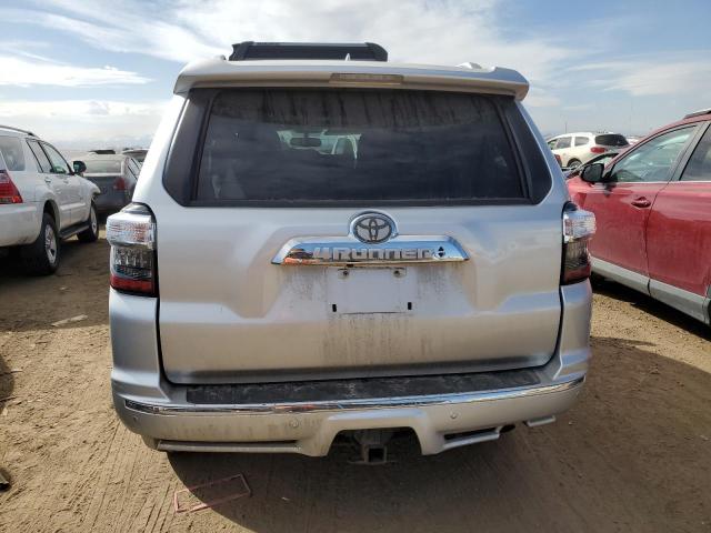 JTEBU5JRXF5265944 - 2015 TOYOTA 4RUNNER SR5 SILVER photo 6