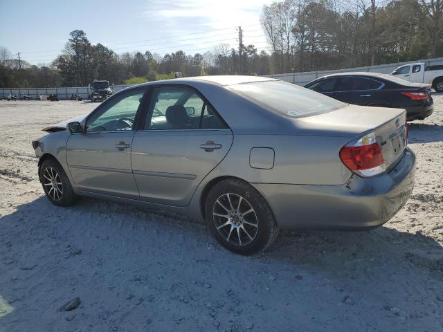 4T1BE32K05U509091 - 2005 TOYOTA CAMRY LE SILVER photo 2