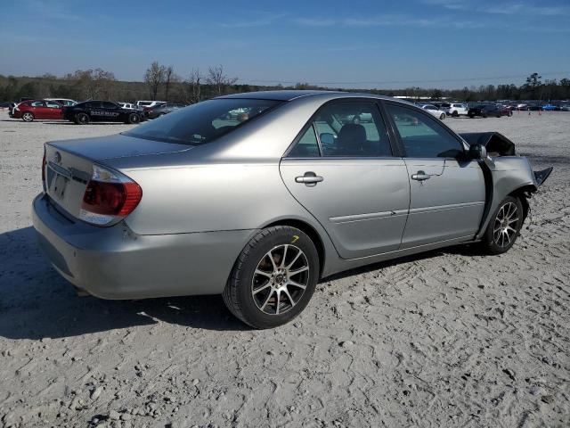 4T1BE32K05U509091 - 2005 TOYOTA CAMRY LE SILVER photo 3