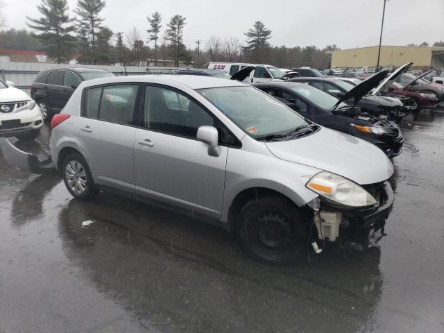 3N1BC13E99L485416 - 2009 NISSAN VERSA S SILVER photo 4