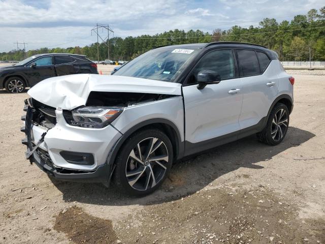 YV4162UM2L2175013 - 2020 VOLVO XC40 T5 R-DESIGN SILVER photo 1