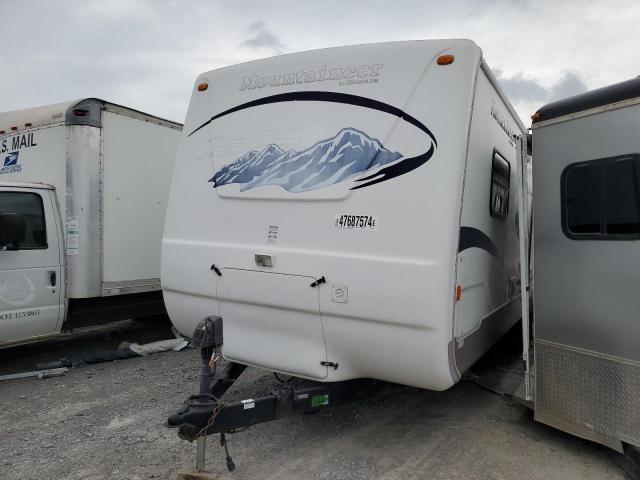 4YDT315235F706630 - 2005 KEYSTONE MONTANA WHITE photo 2