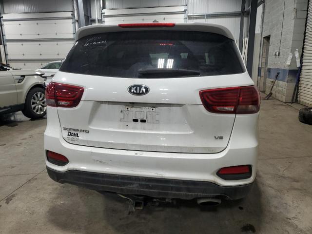 5XYPGDA53LG613613 - 2020 KIA SORENTO S WHITE photo 6