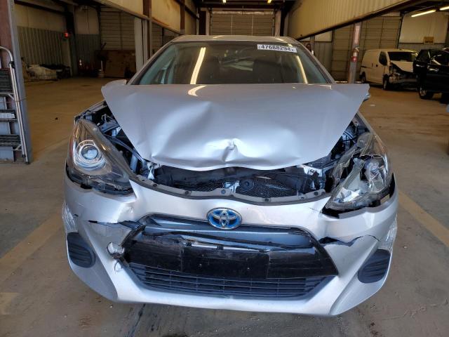 JTDKDTB35G1137333 - 2016 TOYOTA PRIUS C SILVER photo 5