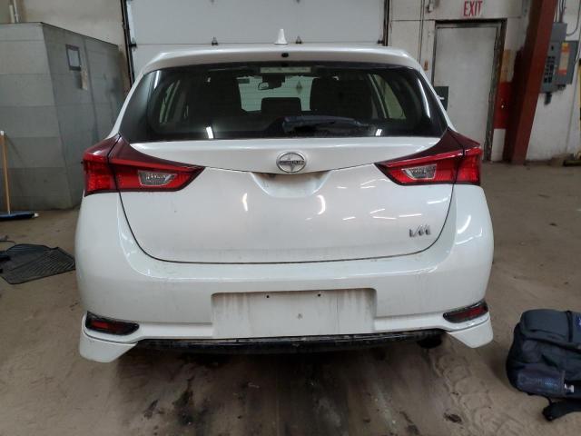 JTNKARJE8GJ504610 - 2016 TOYOTA SCION IM WHITE photo 6