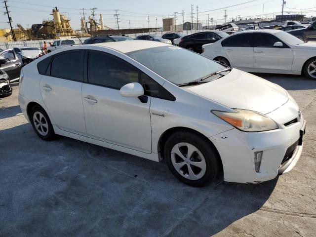 JTDKN3DUXE1737331 - 2014 TOYOTA PRIUS WHITE photo 4