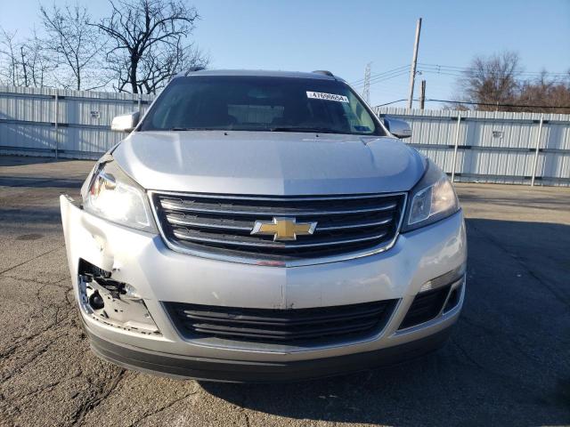 1GNKVGKD0FJ141941 - 2015 CHEVROLET TRAVERSE LT SILVER photo 5