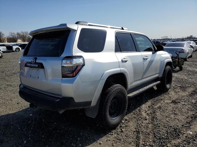 JTEBU5JR8E5173357 - 2014 TOYOTA 4RUNNER SR5 SILVER photo 3