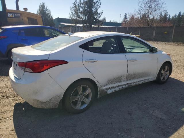 5NPDH4AE4DH315288 - 2013 HYUNDAI ELANTRA GLS WHITE photo 3