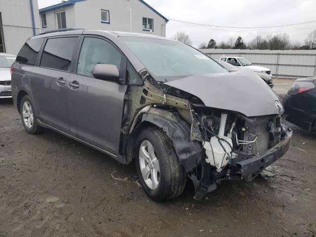 5TDKK3DCXES462661 - 2014 TOYOTA SIENNA LE GRAY photo 4