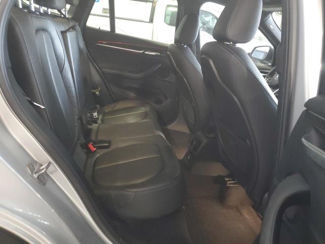 WBXHT3C37J5K23497 - 2018 BMW X1 XDRIVE28I SILVER photo 11