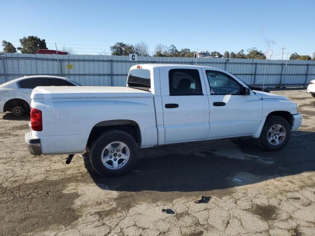 1D7HE48N86S640696 - 2006 DODGE DAKOTA QUAD SLT WHITE photo 3