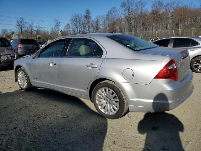 3FADP0L3XCR299316 - 2012 FORD FUSION HYBRID SILVER photo 2