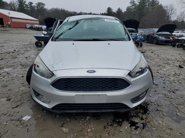 1FADP3K24GL330638 - 2016 FORD FOCUS SE SILVER photo 5