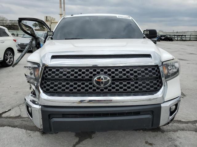 5TFEM5F14KX138528 - 2019 TOYOTA TUNDRA CREWMAX SR5 WHITE photo 5