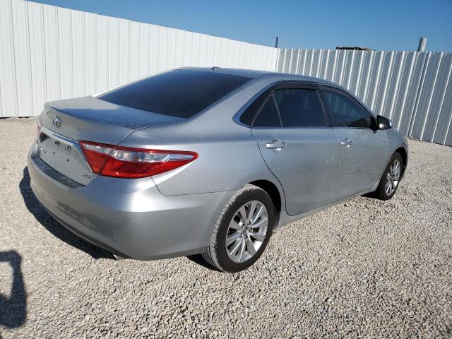 4T1BF1FK5GU577286 - 2016 TOYOTA CAMRY LE SILVER photo 3