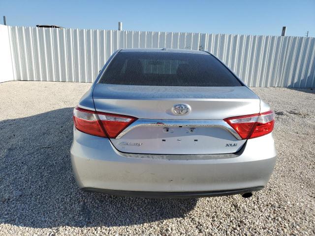 4T1BF1FK5GU577286 - 2016 TOYOTA CAMRY LE SILVER photo 6