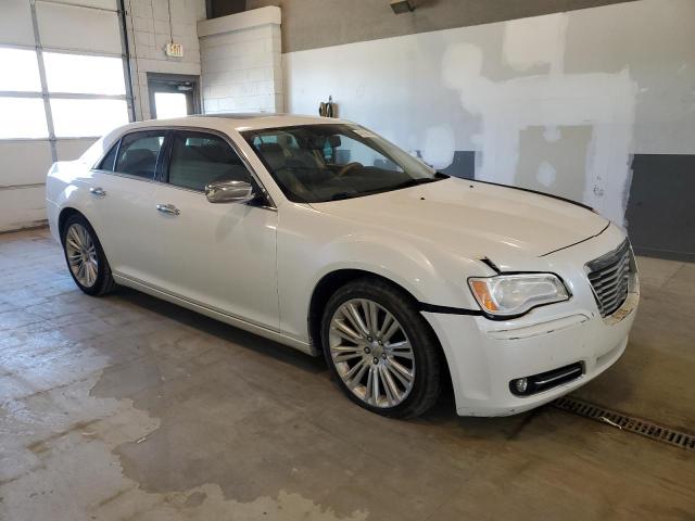 2C3CCACGXCH251423 - 2012 CHRYSLER 300 LIMITED WHITE photo 4