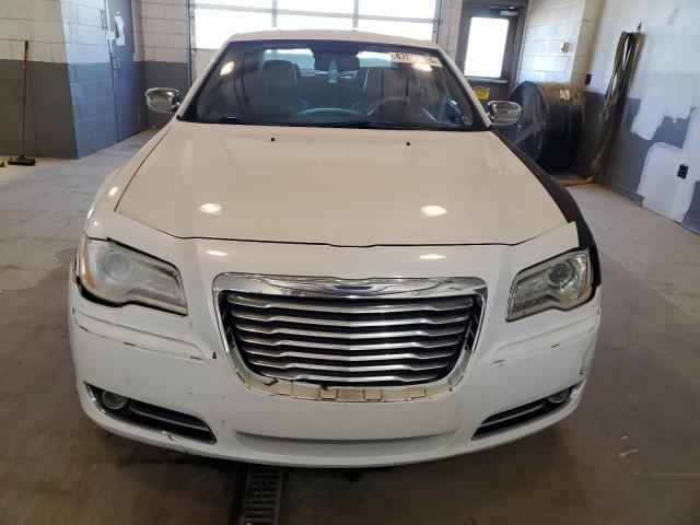 2C3CCACGXCH251423 - 2012 CHRYSLER 300 LIMITED WHITE photo 5