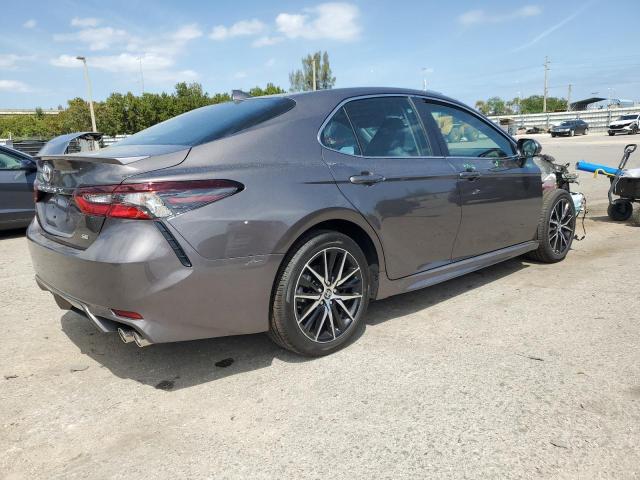 4T1T11AK5RU901575 - 2024 TOYOTA CAMRY SE NIGHT SHADE GRAY photo 3