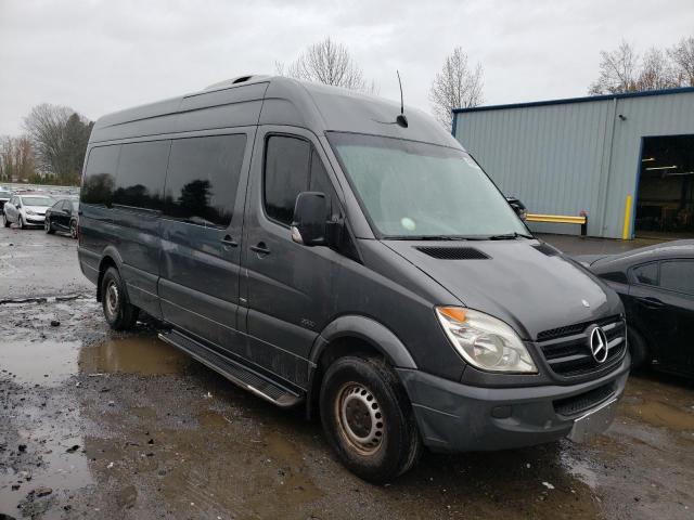 WDZPE8CC1D5782239 - 2013 MERCEDES-BENZ SPRINTER 2500 GRAY photo 4