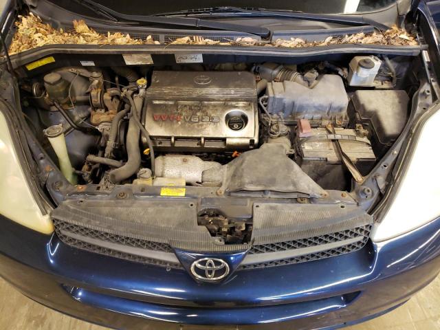 5TDZA22C34S028112 - 2004 TOYOTA SIENNA XLE BLUE photo 11