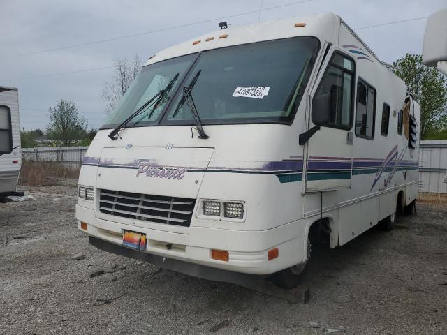 1GBKP37N2S3318523 - 1996 OTHER RV WHITE photo 2