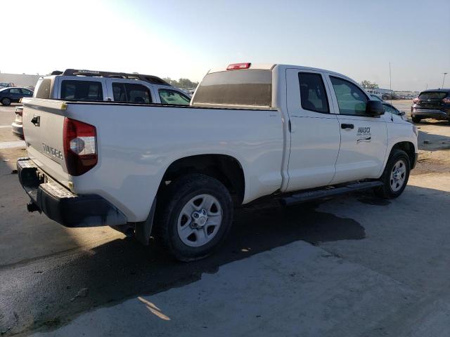 5TFRM5F12KX142157 - 2019 TOYOTA TUNDRA DOUBLE CAB SR/SR5 WHITE photo 3