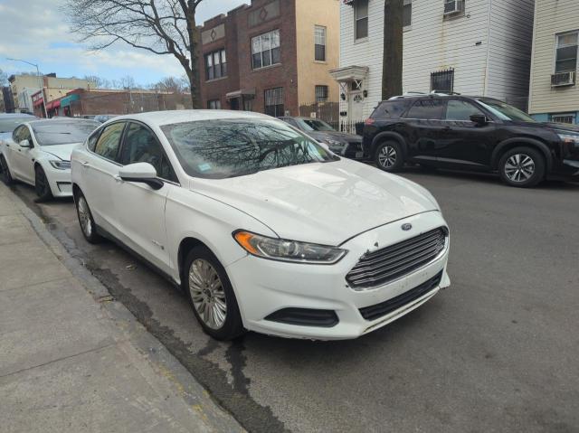 3FA6P0UU4FR261035 - 2015 FORD FUSION S HYBRID WHITE photo 1