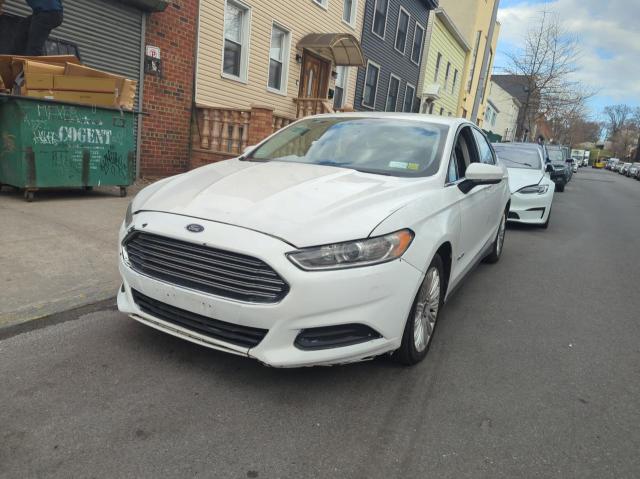 3FA6P0UU4FR261035 - 2015 FORD FUSION S HYBRID WHITE photo 2