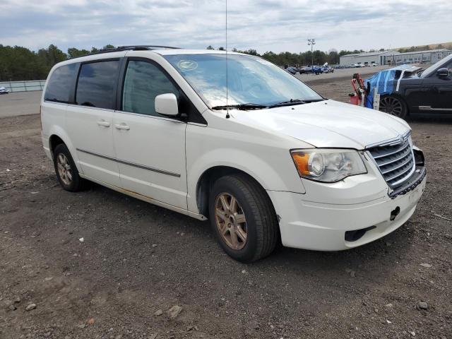 2A4RR5D15AR126708 - 2010 CHRYSLER TOWN AND C TOURING WHITE photo 4