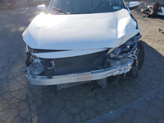 2HGFC2F59JH561246 - 2018 HONDA CIVIC LX თეთრი ფოტო 11