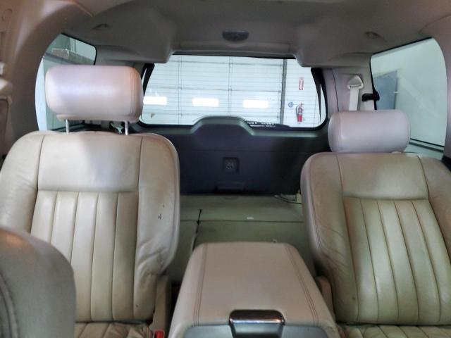 5LMFU28R84LJ12572 - 2004 LINCOLN NAVIGATOR თაფლისფერი ფოტო 10