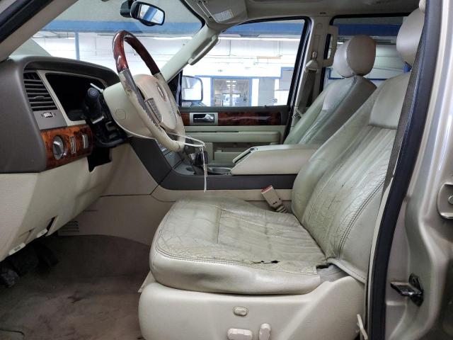 5LMFU28R84LJ12572 - 2004 LINCOLN NAVIGATOR თაფლისფერი ფოტო 7