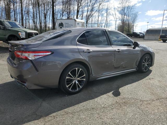 4T1B11HK3JU515243 - 2018 TOYOTA CAMRY L GRAY photo 3