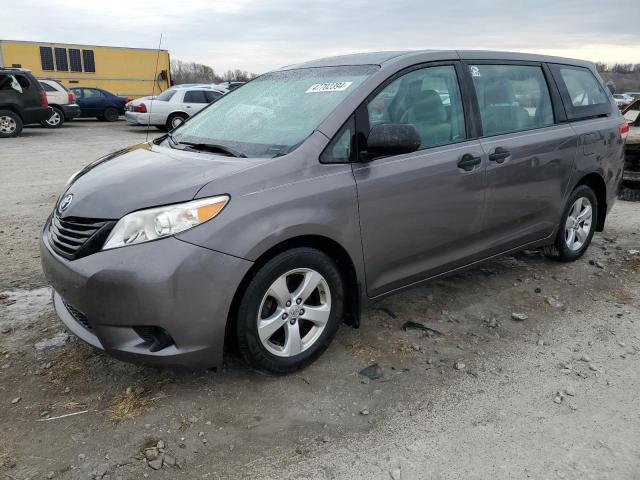 2011 TOYOTA SIENNA, 